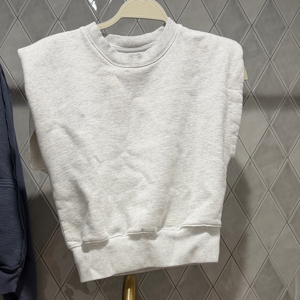 Wilfred White Sleeveless Sweatshirt